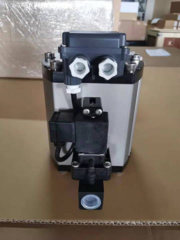 空壓系統電子自動排水器DM500CA排水口及接電位置